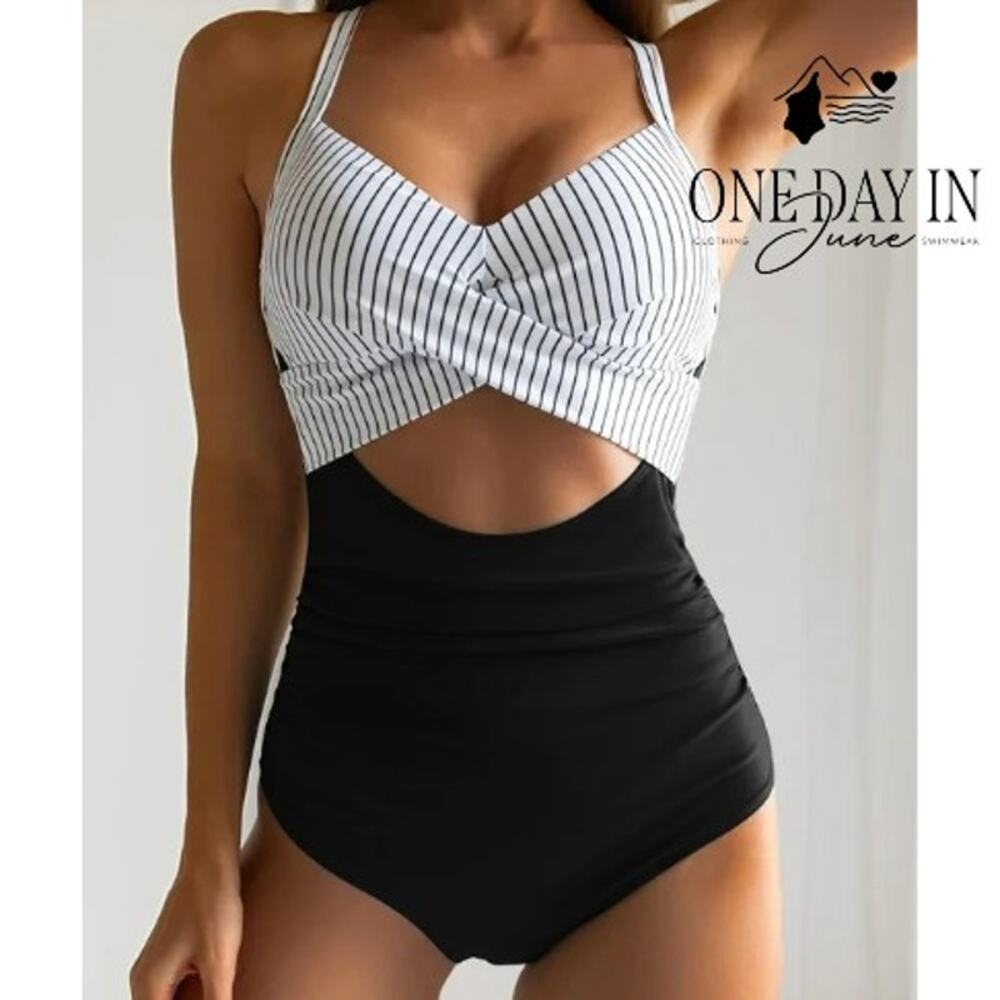 Eomenie Cross Front Cut Out One Piece Swimsuit Size M